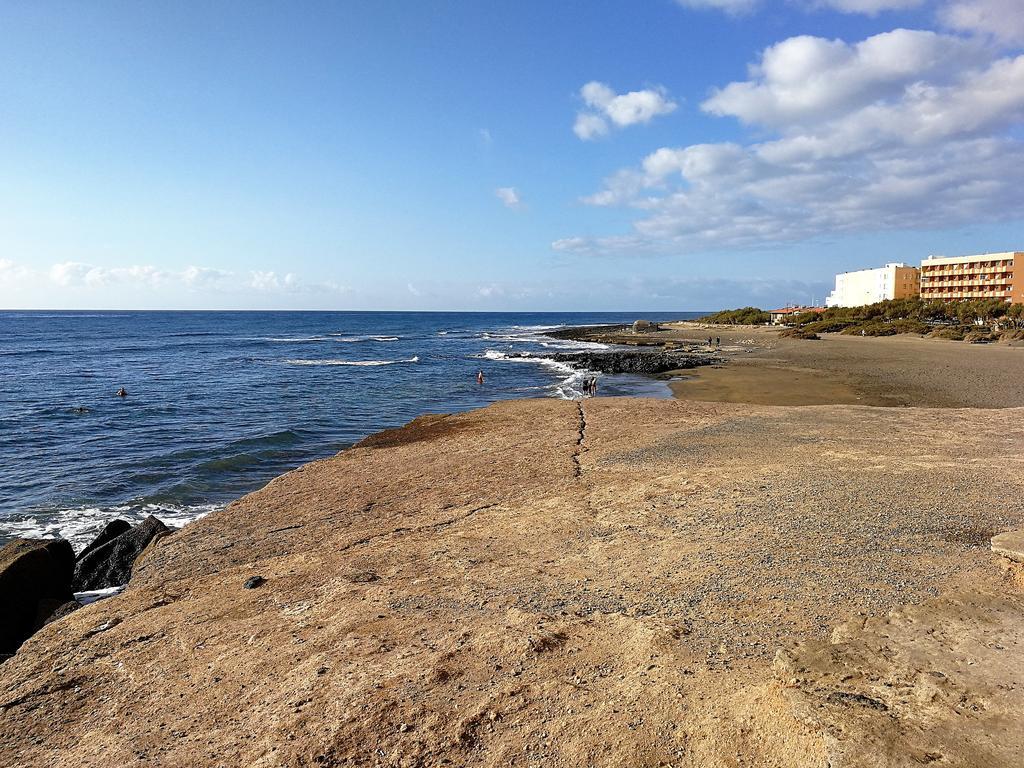 Alquilaencanarias-Medano Los Martines Beachfront A El Médano Esterno foto
